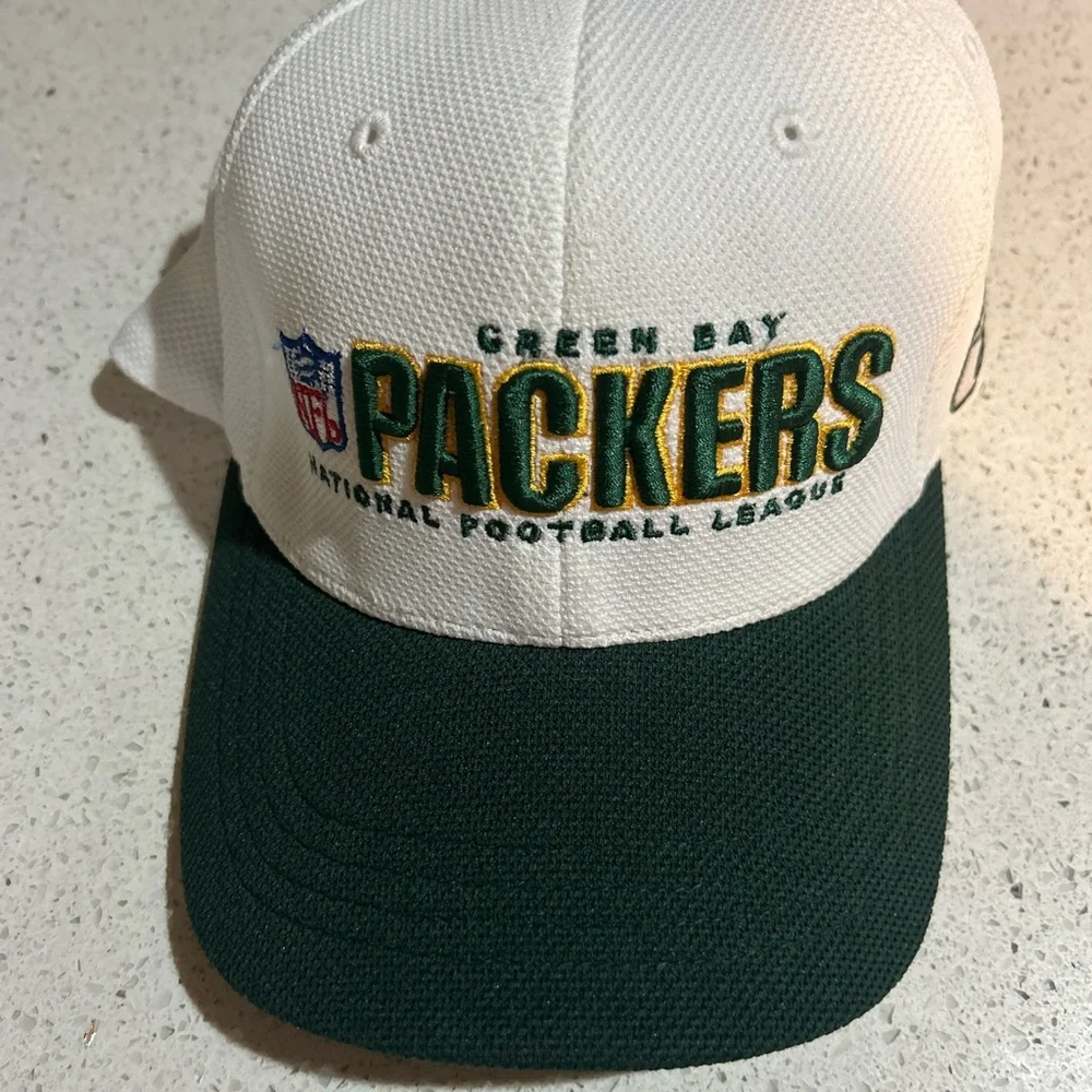 NFL Green Bay Packers White and Dark Green Hat